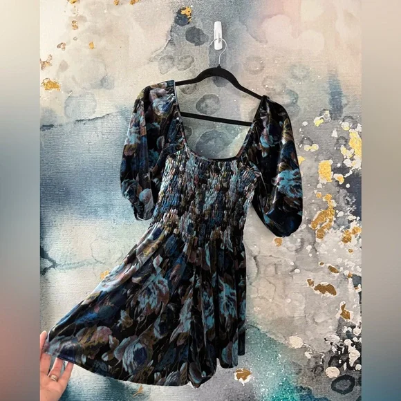 Urban Outfitters | Romantic Velvet Romper - Picture 9 of 9